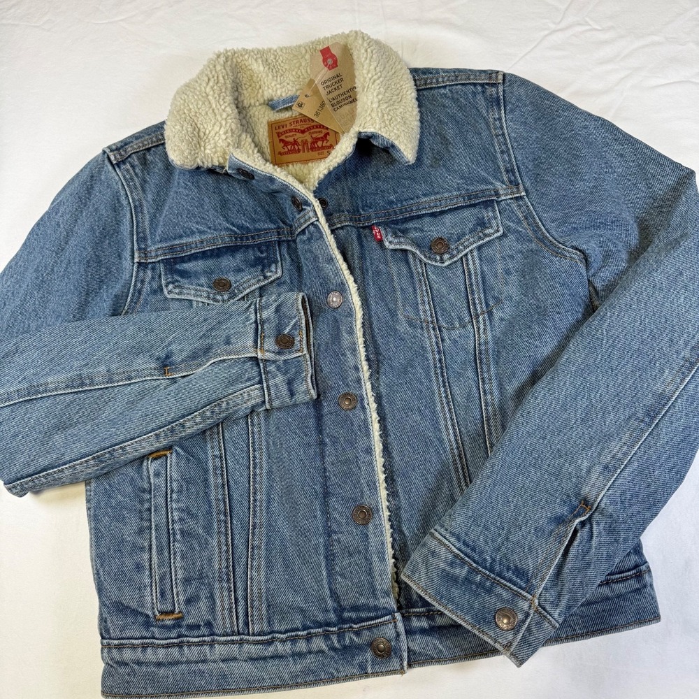 NWT Levi's‎ Sherpa Lined Denim Jacket Standard Trucker Men's Size Small